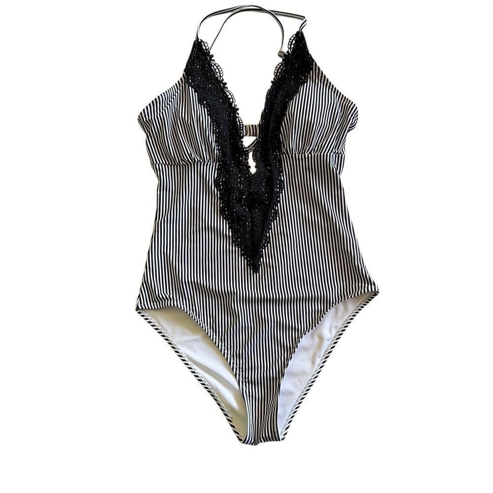 Cupshe Women's Plunging V-Neck Lace Trimmed One-Piece Swimsuit